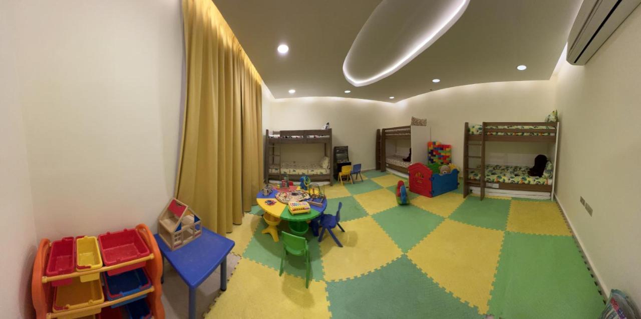 Hostal Farm Lebanon Abu Dabi Exterior foto